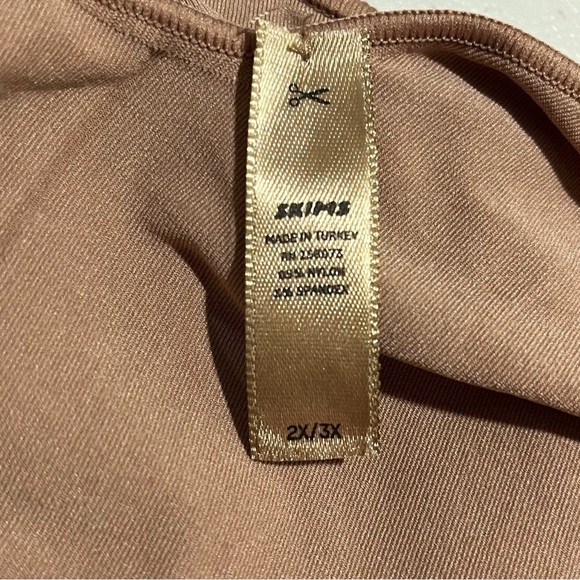 Skims Fits Everybody Square Neck Thong Bodysuit Sienna Size 2X 3X Shapewear - Picture 8 of 9